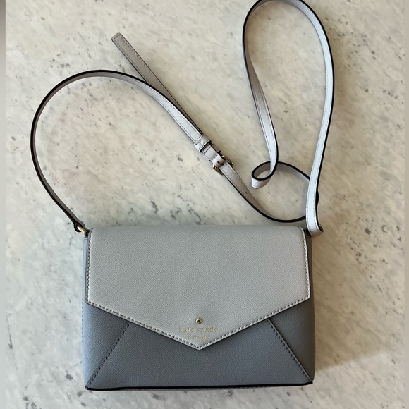 kate spade Handbags - Kate Spade ~ Crossbody